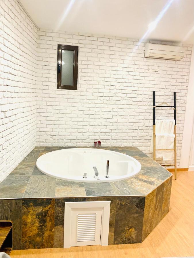 Suite Sorpresa Vut La Taberna อาเรนัส เด ซานเปโดร ภายนอก รูปภาพ